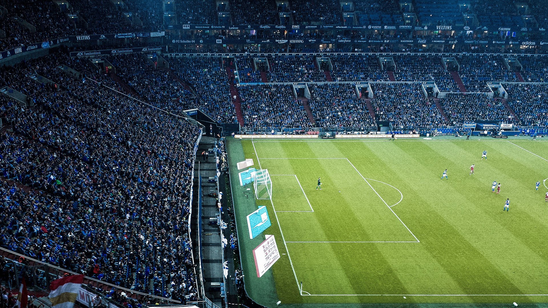 Scout迎来十赛季出色发挥，德国队观众热烈欢呼！比赛高潮迭起